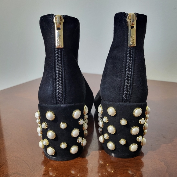 Stuart Weitzman Black Suede Bacari Ankle Boots with Pearl Embellished Heel 5.5 M - Picture 6 of 12
